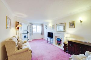 LOUNGE- click for photo gallery